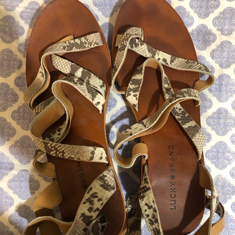 lucky brand sandals